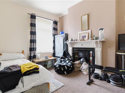 Picture 12